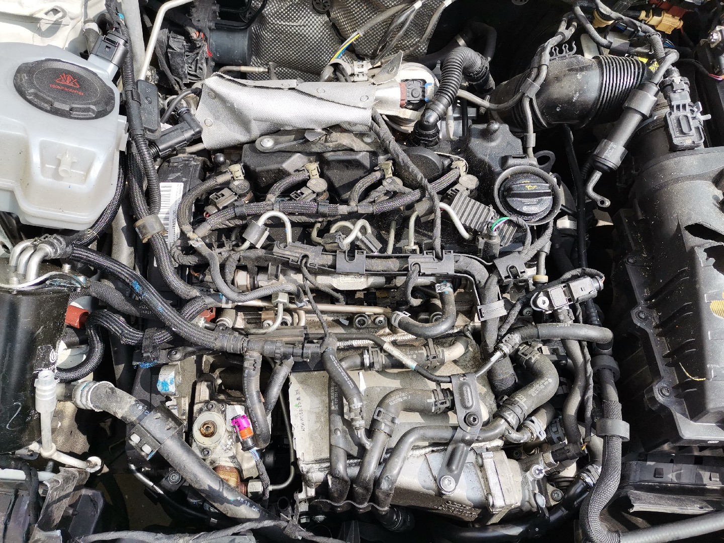 Engine SEAT IBIZA V (KJ1) | 17 - 