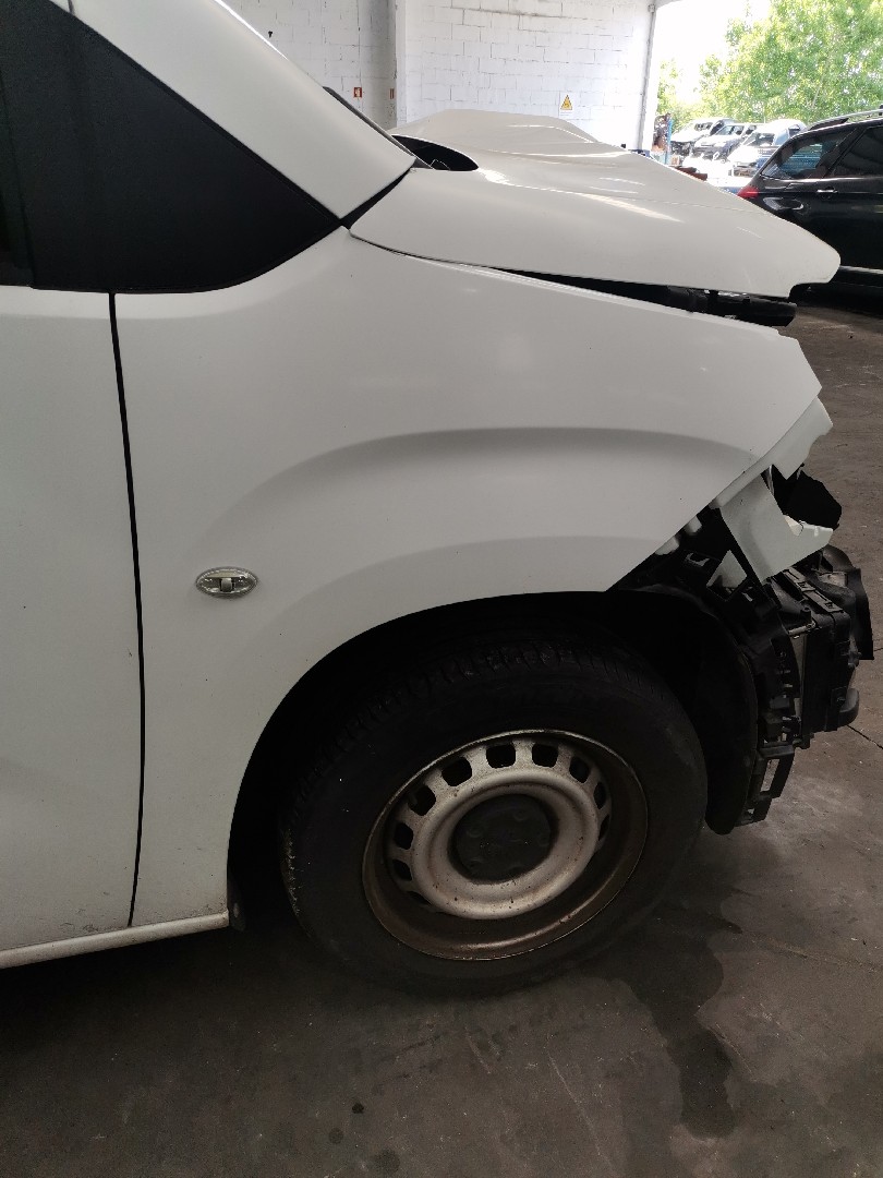 Guarda Lamas Direito PEUGEOT PARTNER Caixa (K9) | 18 - 
