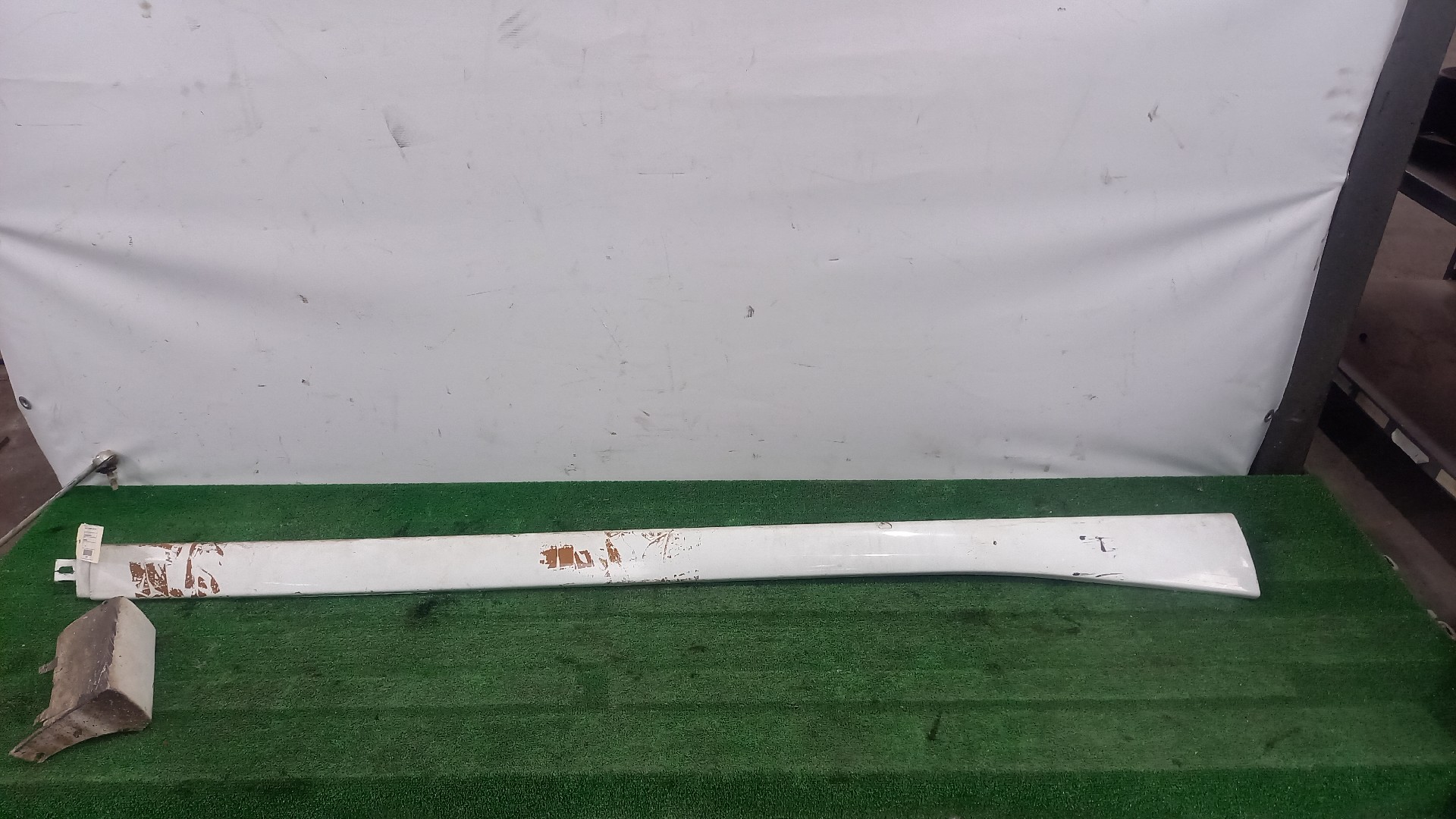 Embaladeira Lado Direito RENAULT CLIO III (BR0/1, CR0/1) | 05 - 