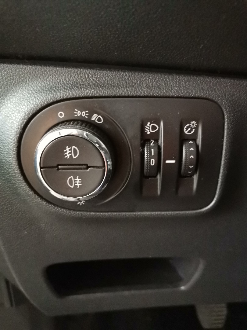 Botão / Interruptor Luzes OPEL CORSA E (X15) | 14 - 