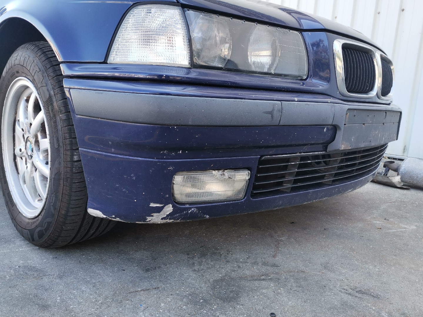 Pára-choques da Frente BMW 3 Touring (E36) | 94 - 99 Imagem-1