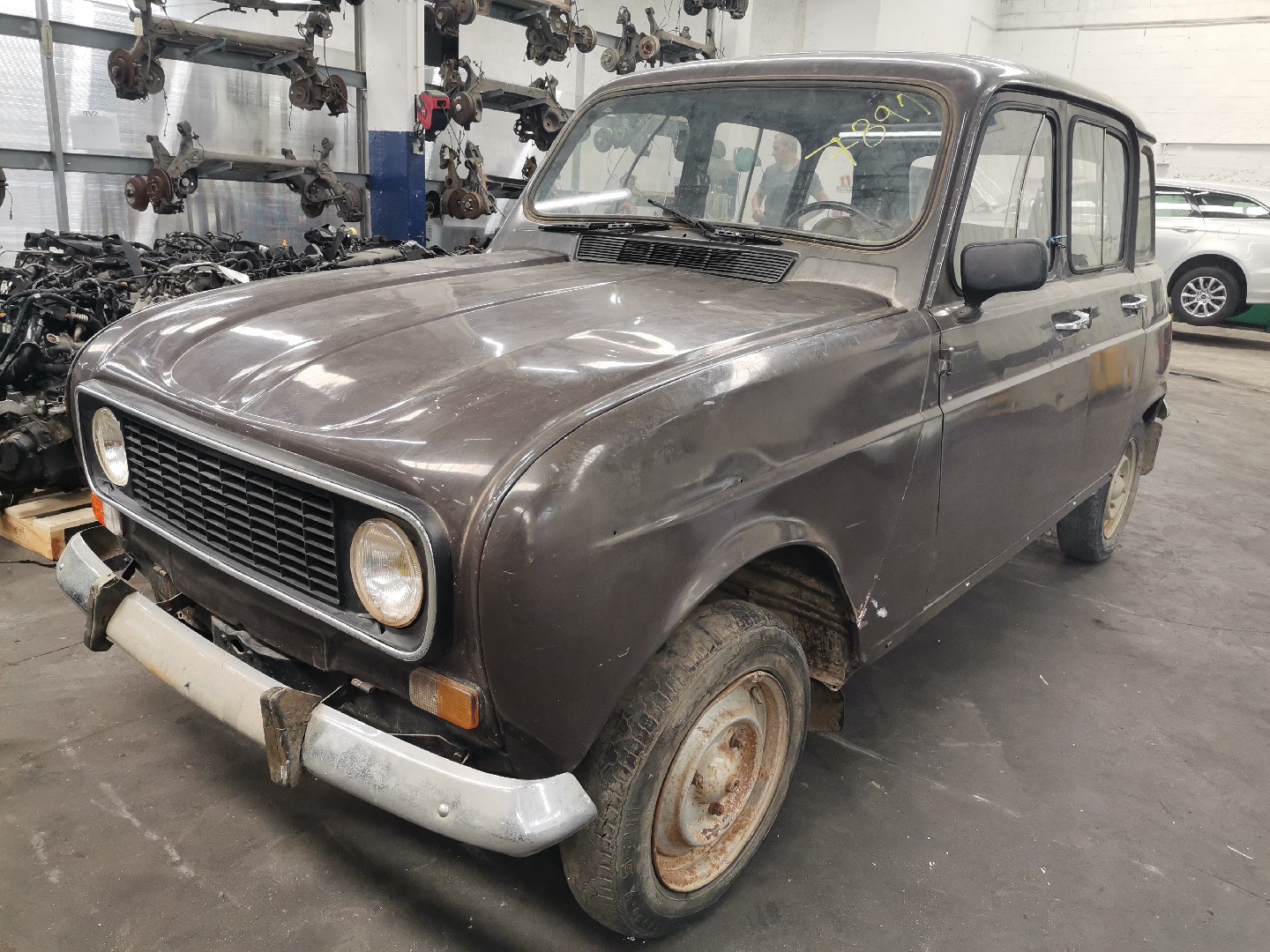 4  RENAULT 4 (112_) | 62 - 93