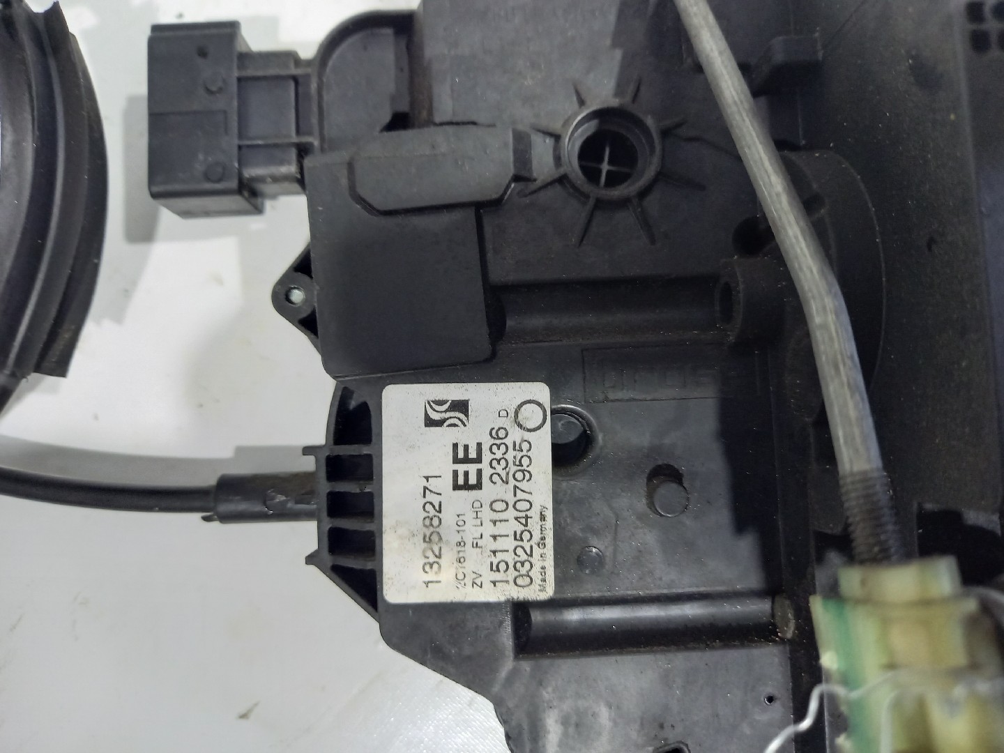Fechadura Frente Lado Esquerdo OPEL CORSA D (S07) | 06 - 14