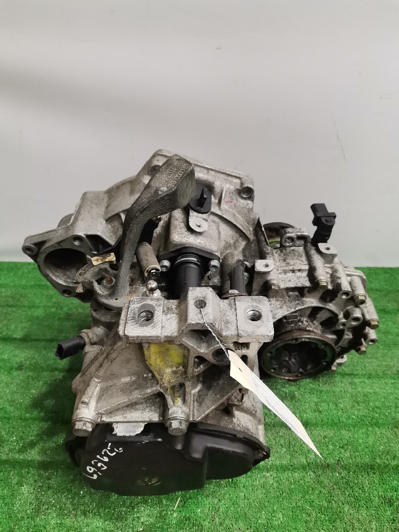 Caixa de Velocidades Manual VOLKSWAGEN GOLF IV (1J1) | 97 - 07