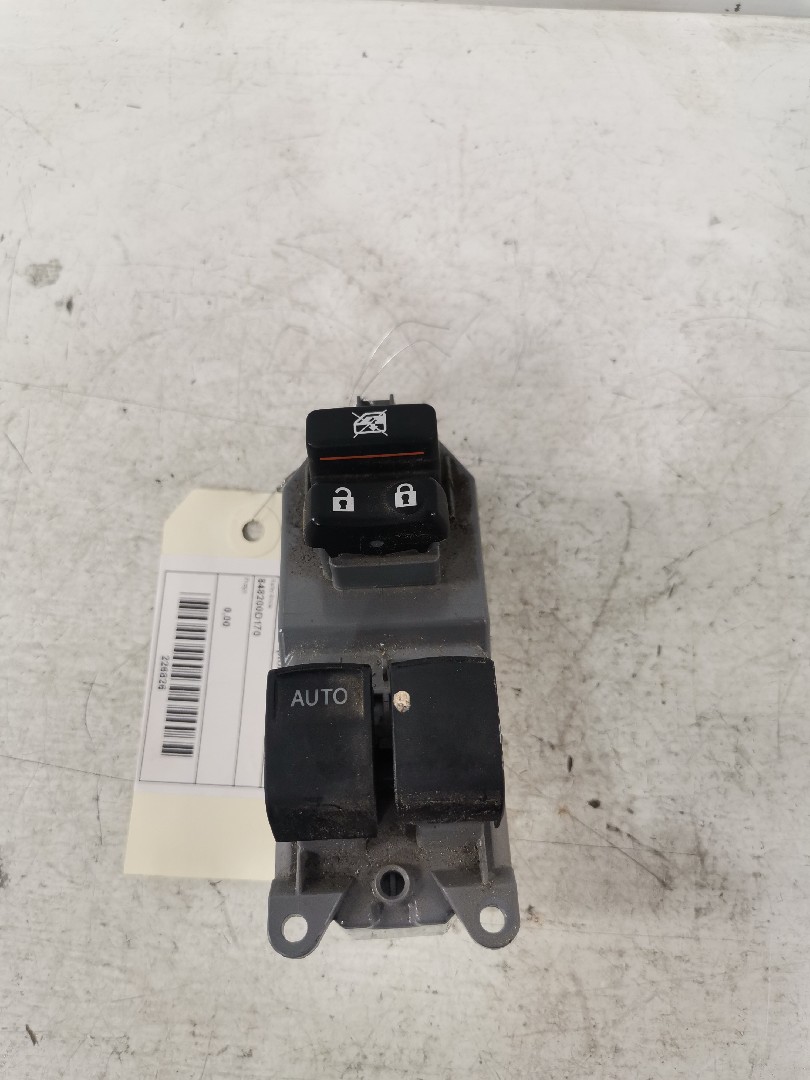 Botão / Interruptor Vidro Frente Esquerdo TOYOTA YARIS (_P13_) | 10 - 