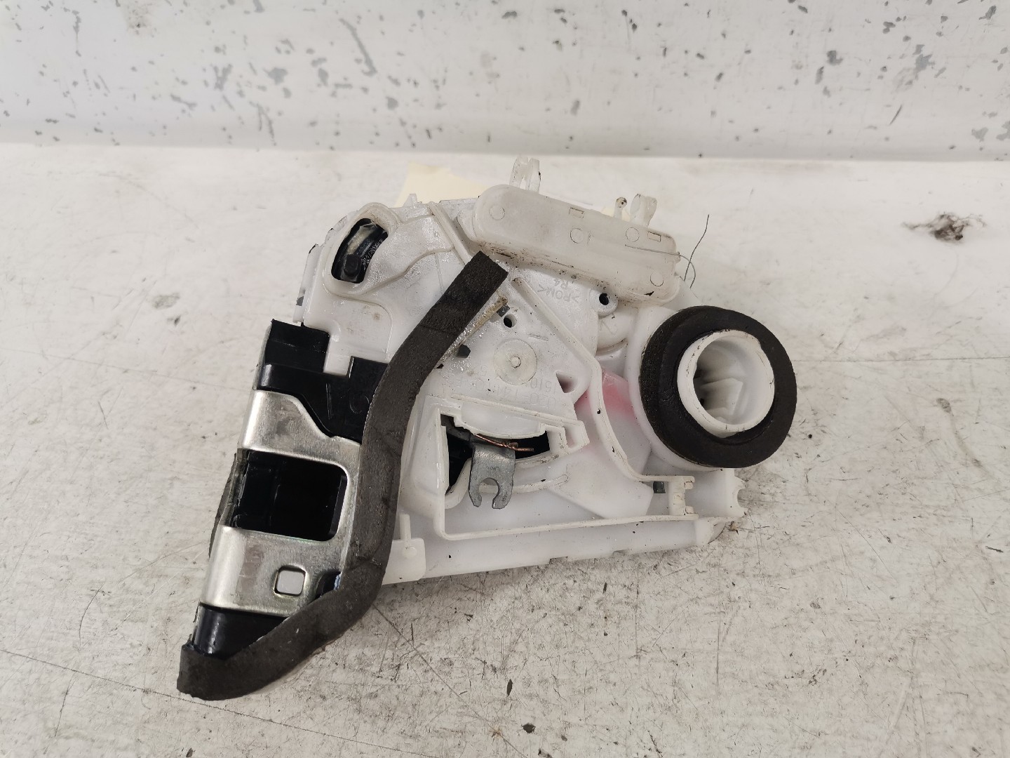 Fechadura Tras Lado Direito TOYOTA YARIS (_P13_) | 10 -  Imagem-1