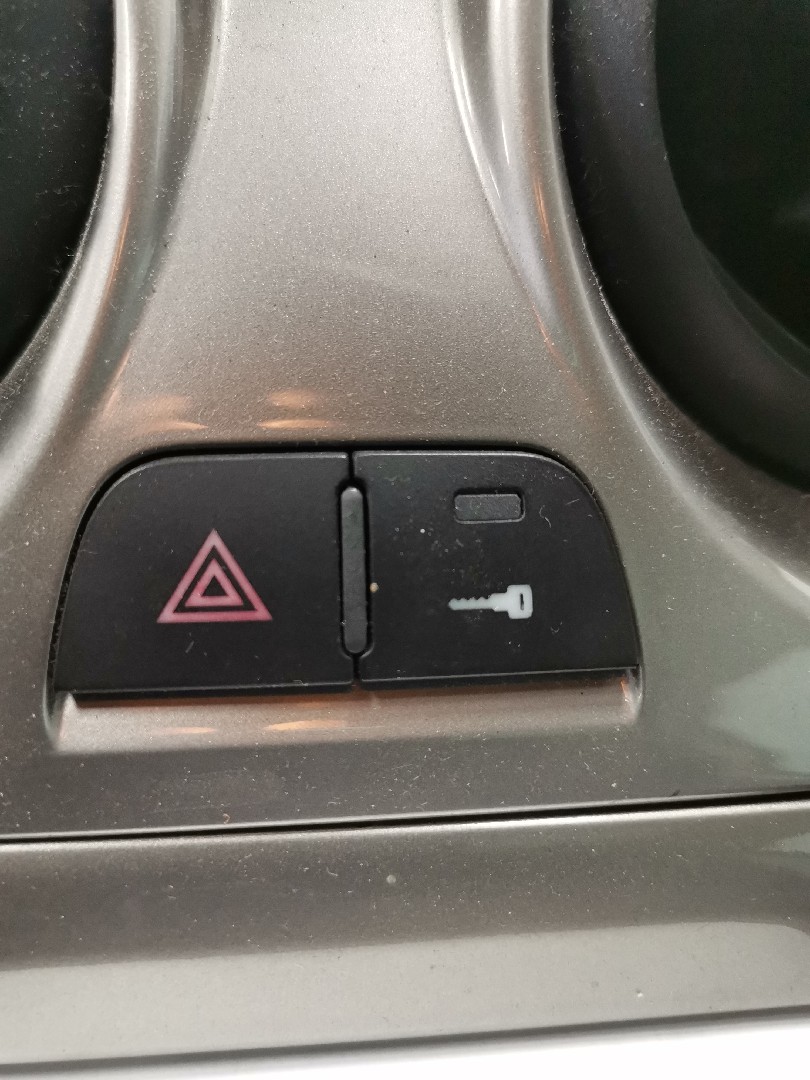 Botão / Interruptor 4 Piscas ALFA ROMEO MITO (955_) | 08 - 