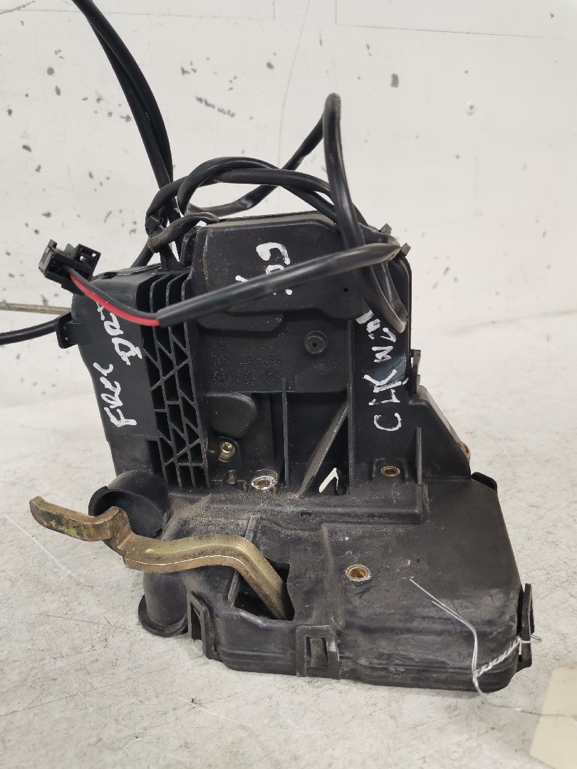 Fechadura Frente Lado Direito MERCEDES-BENZ CLK (C209) | 02 - 10 Imagem-3