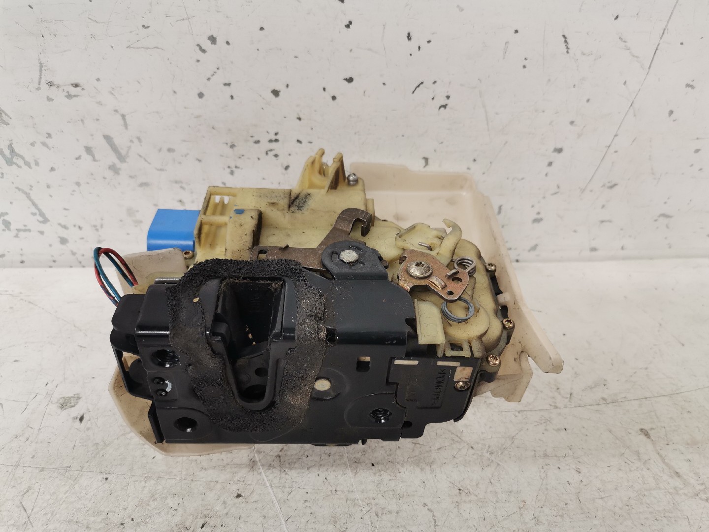 Fechadura Frente Lado Direito VOLKSWAGEN POLO (9N_) | 01 - 14