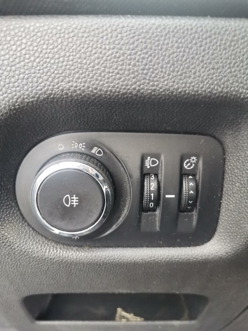 Botão / Interruptor Luzes OPEL CORSA D Van (S07) | 06 - 14