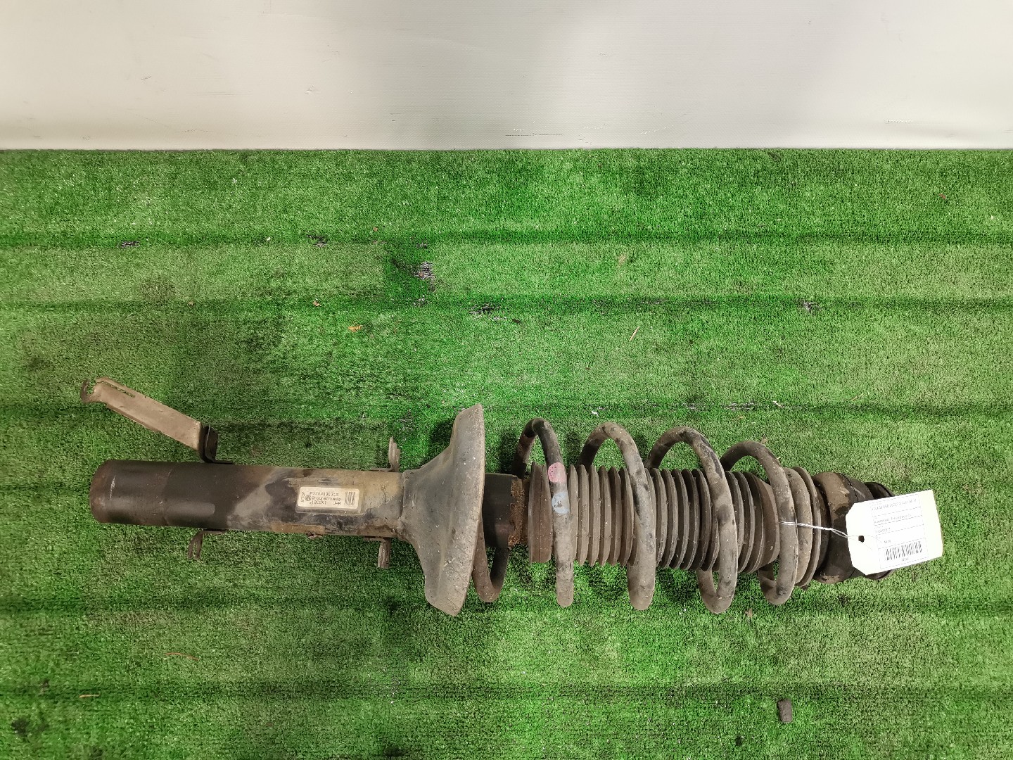 Amortecedor Frente Esquerdo VOLKSWAGEN GOLF IV (1J1) | 97 - 07