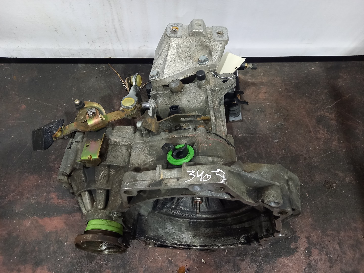 Caixa de Velocidades Manual VOLKSWAGEN GOLF IV (1J1) | 97 - 07 Imagem-1