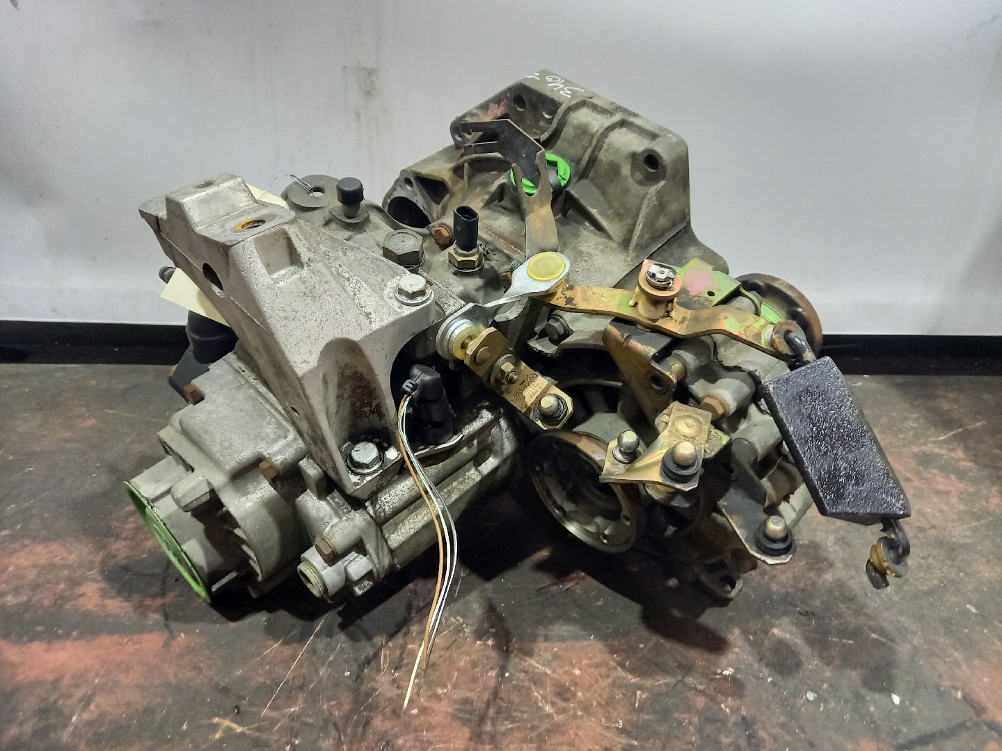 Caixa de Velocidades Manual VOLKSWAGEN GOLF IV (1J1) | 97 - 07 Imagem-2