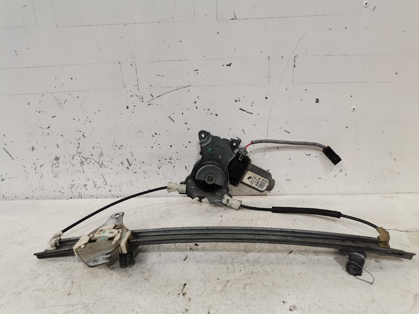 Elevador de Vidro Frente Esquerdo NISSAN ALMERA II (N16) | 00 - 