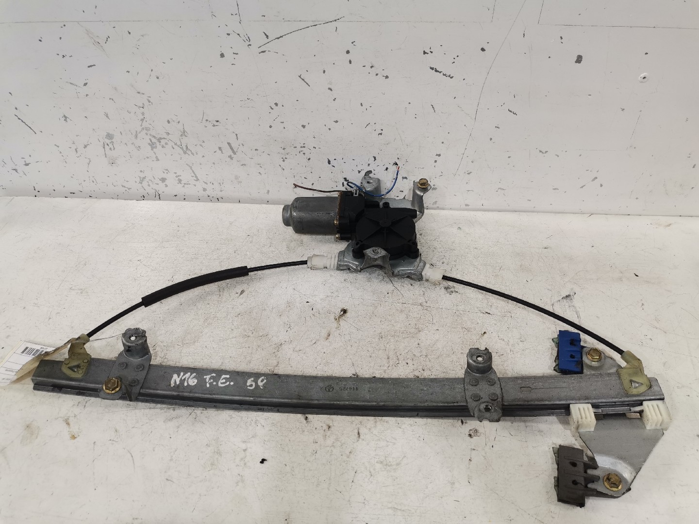 Elevador de Vidro Frente Esquerdo NISSAN ALMERA II (N16) | 00 - 