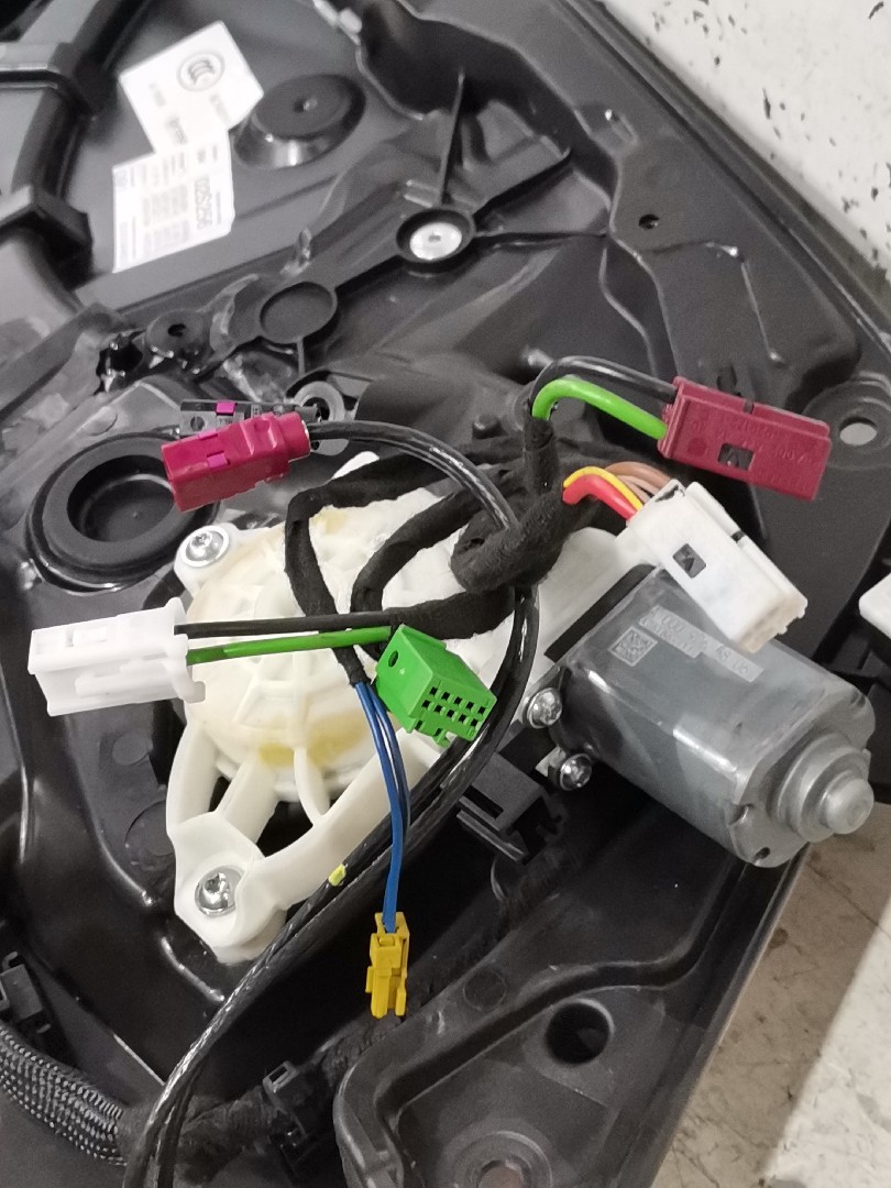 Elevador de Vidro Frente Esquerdo MERCEDES-BENZ C-CLASS T-Model (S205) | 14 -  Imagem-4