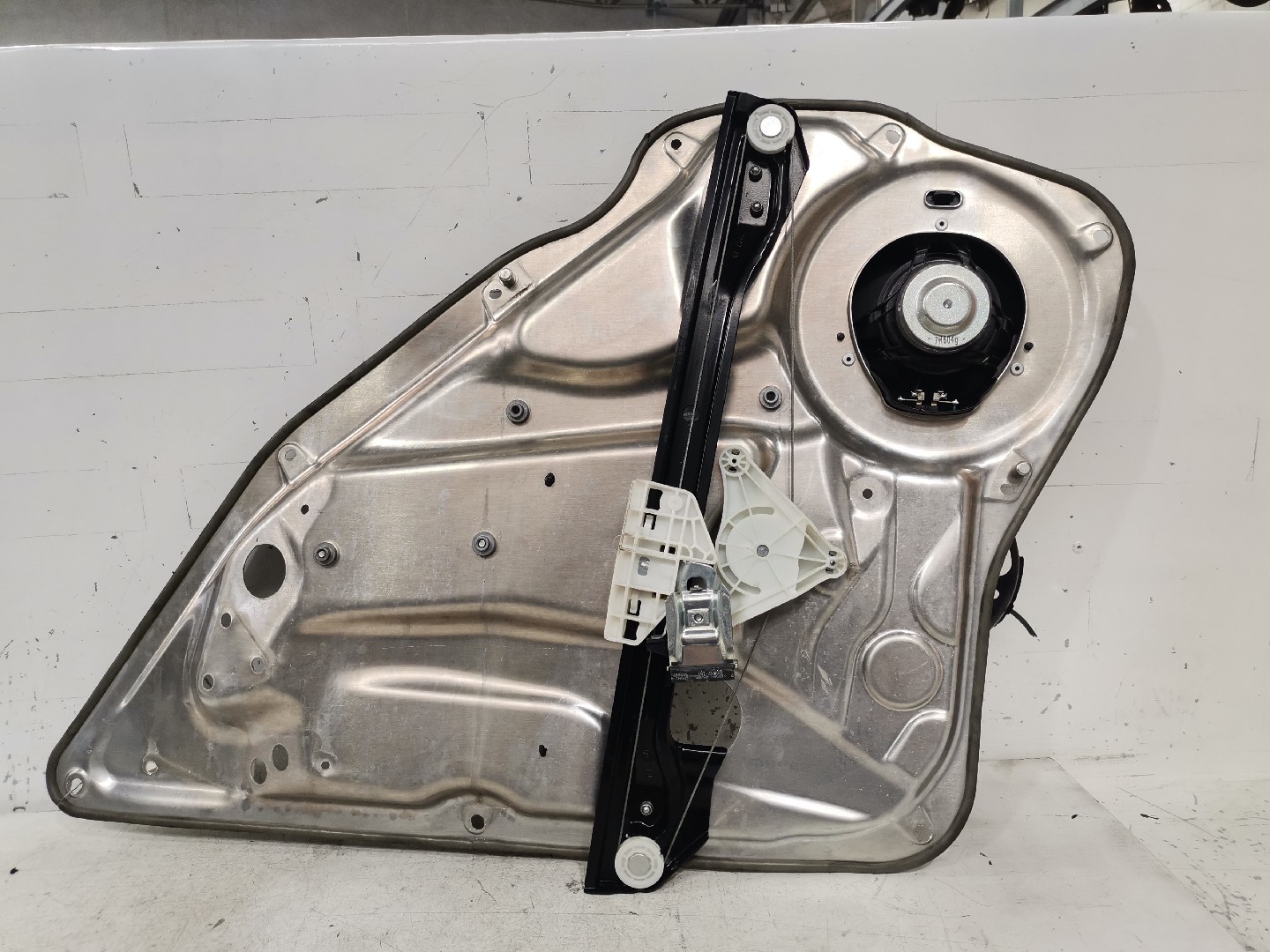 Elevador de Vidro Tras Esquerdo MERCEDES-BENZ C-CLASS (W204) | 07 - 15 Imagem-5