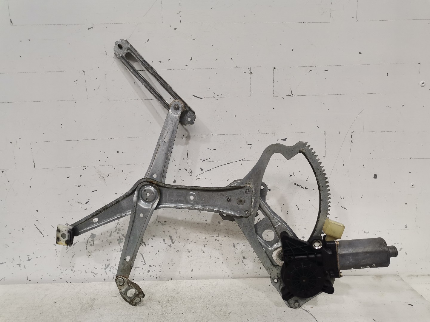 Elevador de Vidro Frente Esquerdo MERCEDES-BENZ C-CLASS (W202) | 93 - 00 Imagem-2