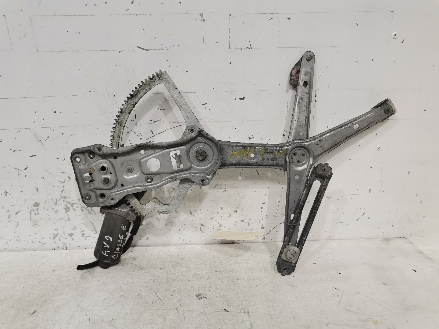 Elevador de Vidro Frente Direito  MERCEDES-BENZ C-CLASS (W202) | 93 - 00