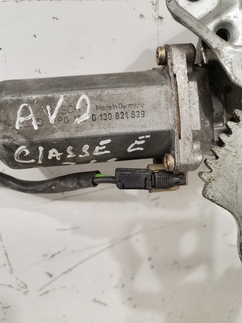 Elevador de Vidro Frente Direito  MERCEDES-BENZ C-CLASS (W202) | 93 - 00 Imagem-1