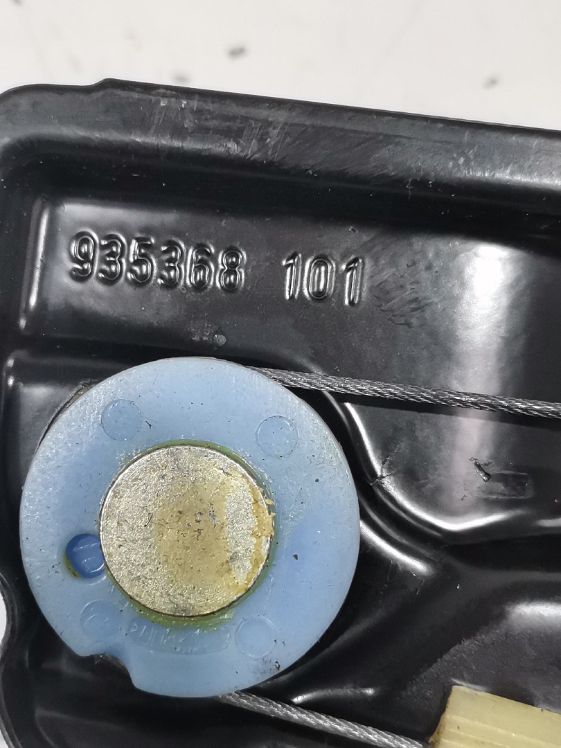 Elevador de Vidro Frente Esquerdo VOLKSWAGEN UP (121, 122, BL1, BL2) | 11 -  Imagem-4