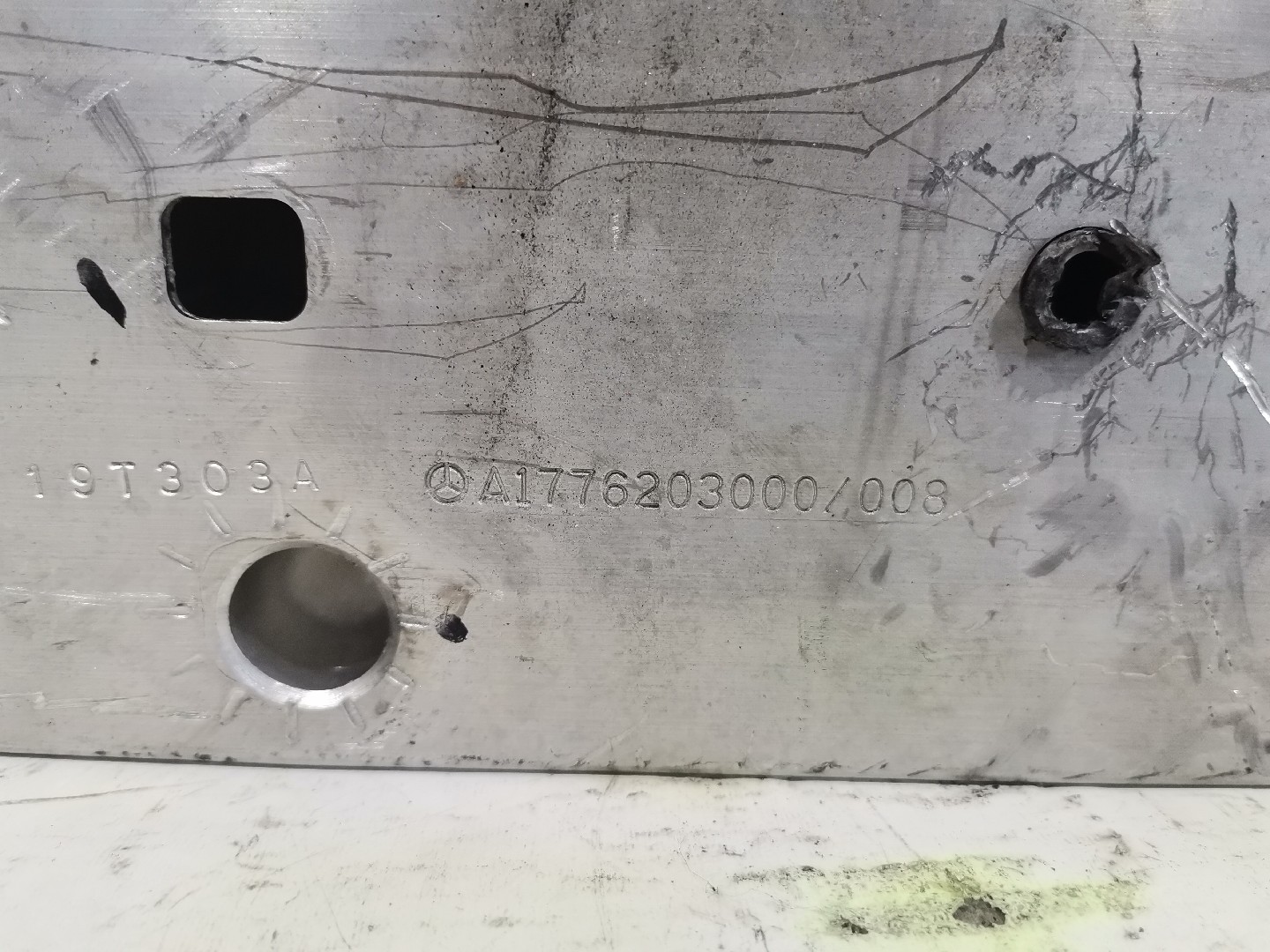 Genérico MERCEDES-BENZ GLB-CLASS (X247) | 19 -  Imagem-1