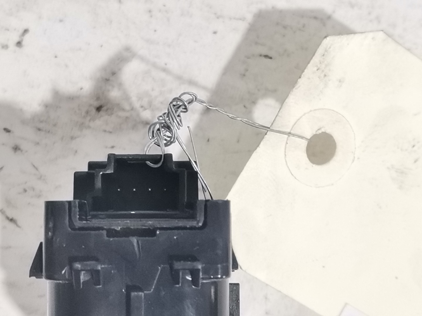 Botão / Interruptor Vidro Trás Esquerdo MERCEDES-BENZ GLB-CLASS (X247) | 19 -  Imagem-2