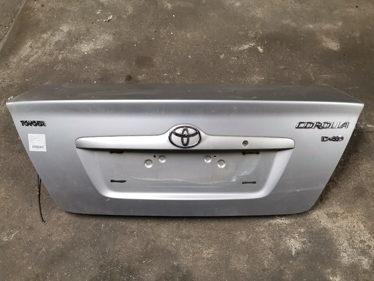 Tampa da Mala TOYOTA COROLLA três volumes (_E12_) | 00 - 08