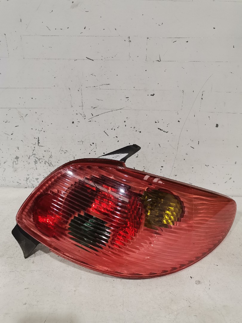 Right Tail Light  PEUGEOT 206 Hatchback (2A/C) | 98 - 12