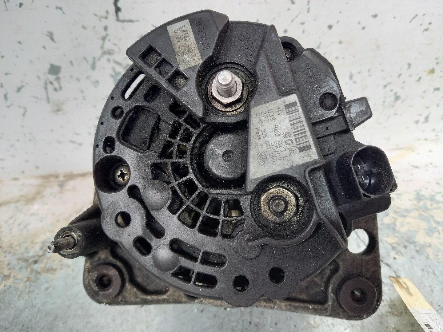 Alternador VOLKSWAGEN GOLF IV (1J1) | 97 - 07 Imagem-1