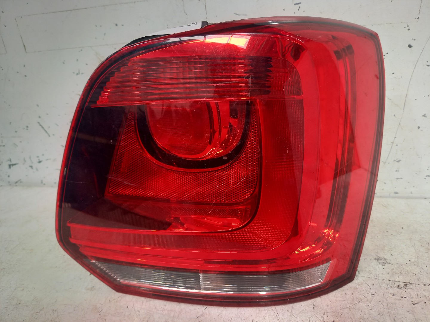 Right Tail Light  VOLKSWAGEN POLO (6R1, 6C1) | 09 - 