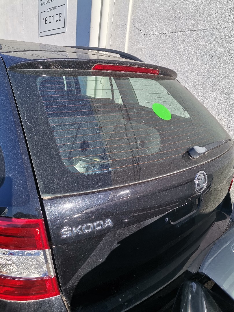 Tampa da Mala SKODA OCTAVIA III Combi (5E5) | 12 -  Imagem-1