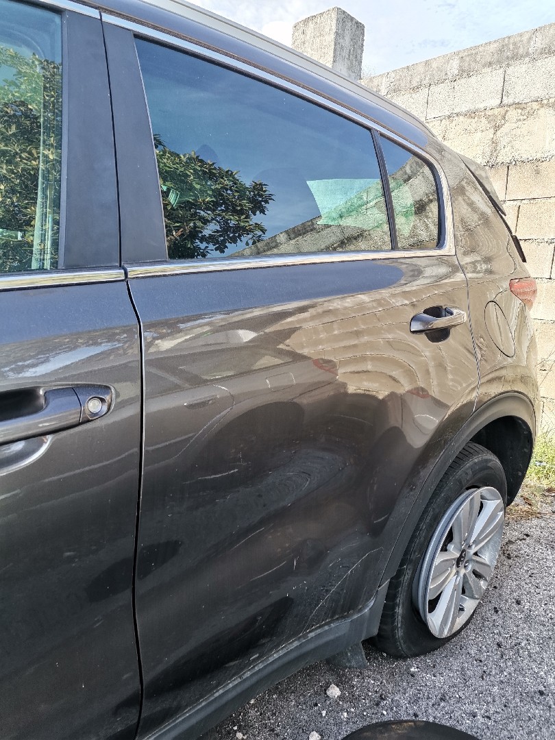 Porta Tras Lado Esquerdo KIA SPORTAGE (QL, QLE) | 15 - 
