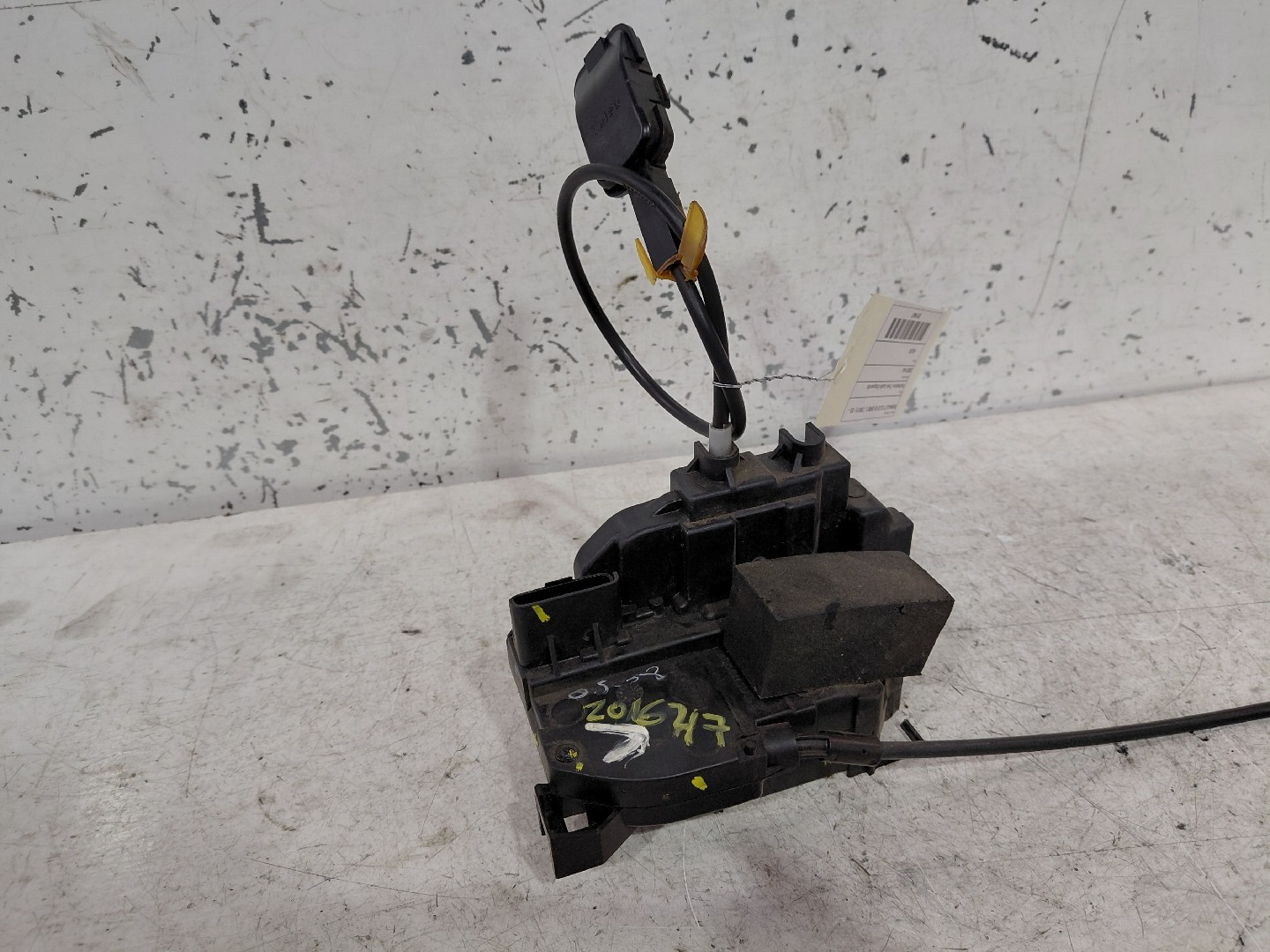 Fechadura Tras Lado Esquerdo RENAULT CLIO III (BR0/1, CR0/1) | 05 - 