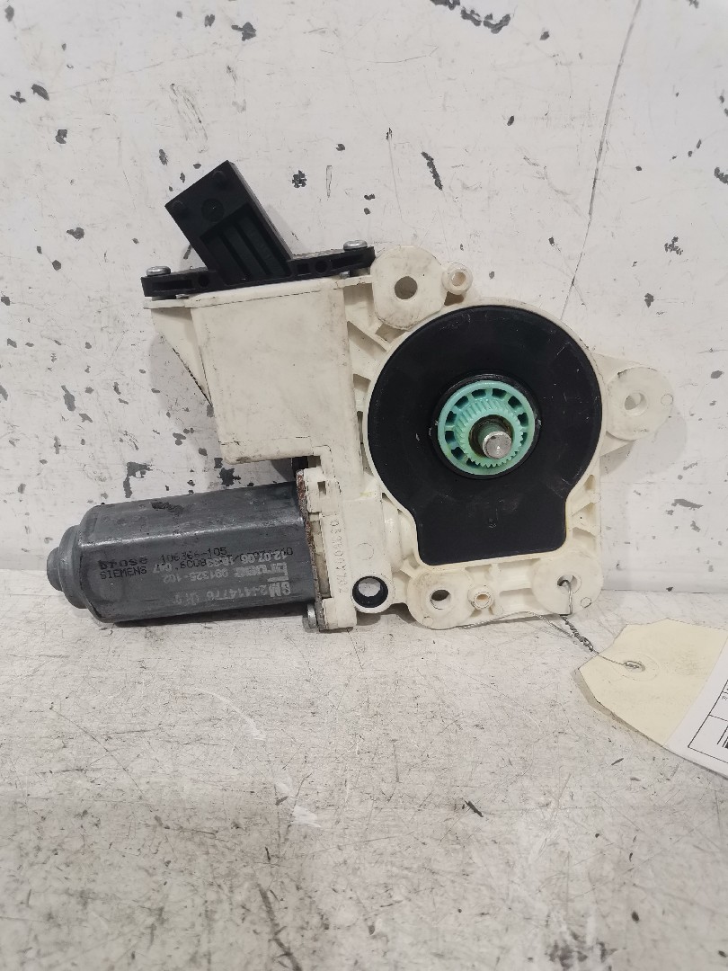 Motor Elevador Vidro Tras Esquerdo OPEL VECTRA C (Z02) | 02 - 09