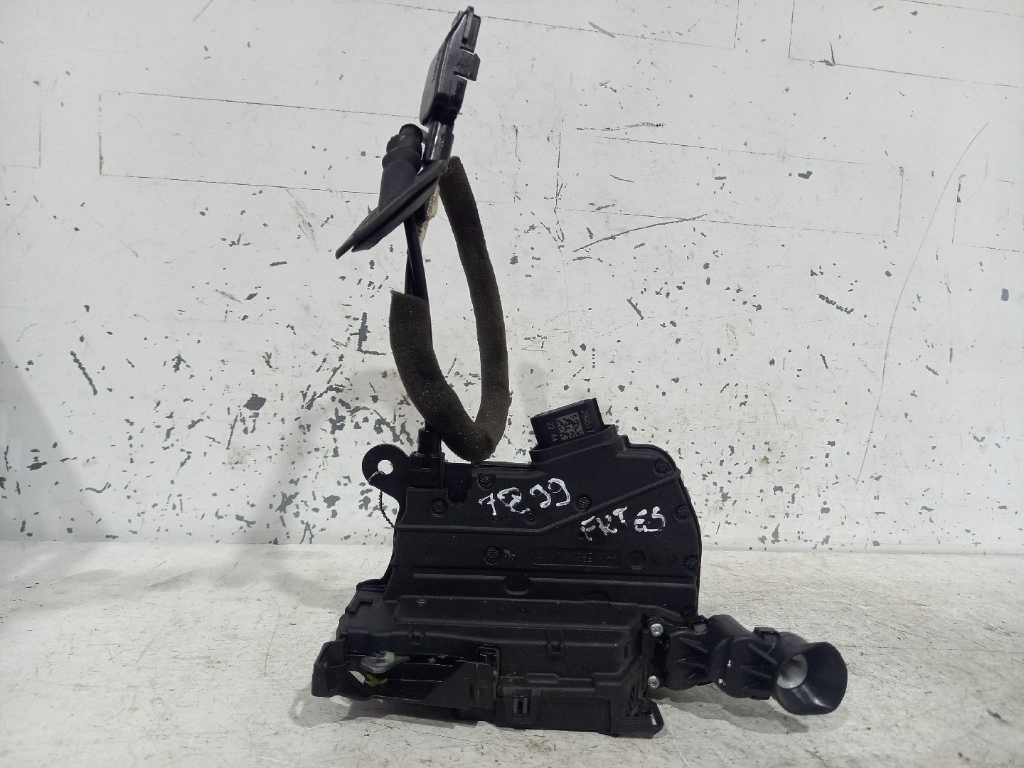 Fechadura Frente Lado Esquerdo RENAULT CAPTUR I (J5_, H5_) | 13 - 