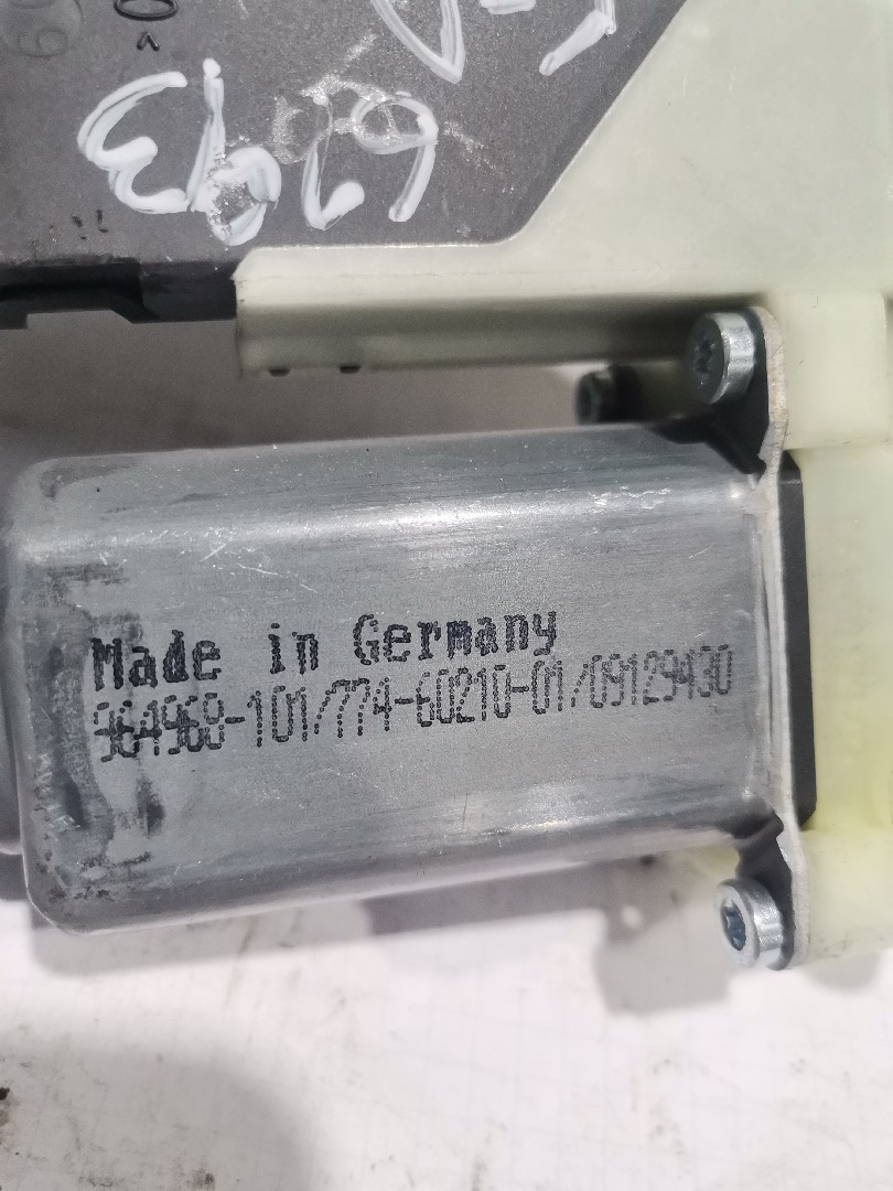 Motor Elevador Vidro Frente Direito VOLKSWAGEN GOLF PLUS (5M1, 521) | 04 - 13 Imagem-5