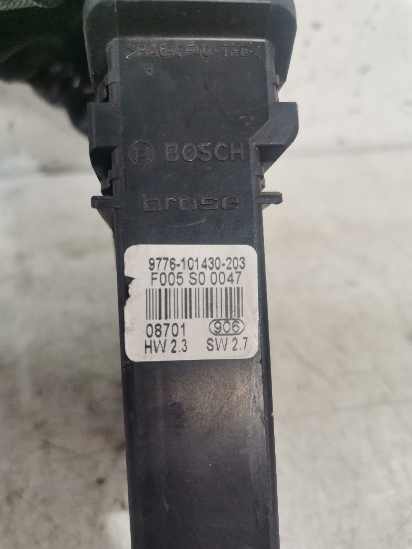 Motor Elevador Vidro Frente Esquerdo VOLKSWAGEN GOLF IV (1J1) | 97 - 07 Imagem-3