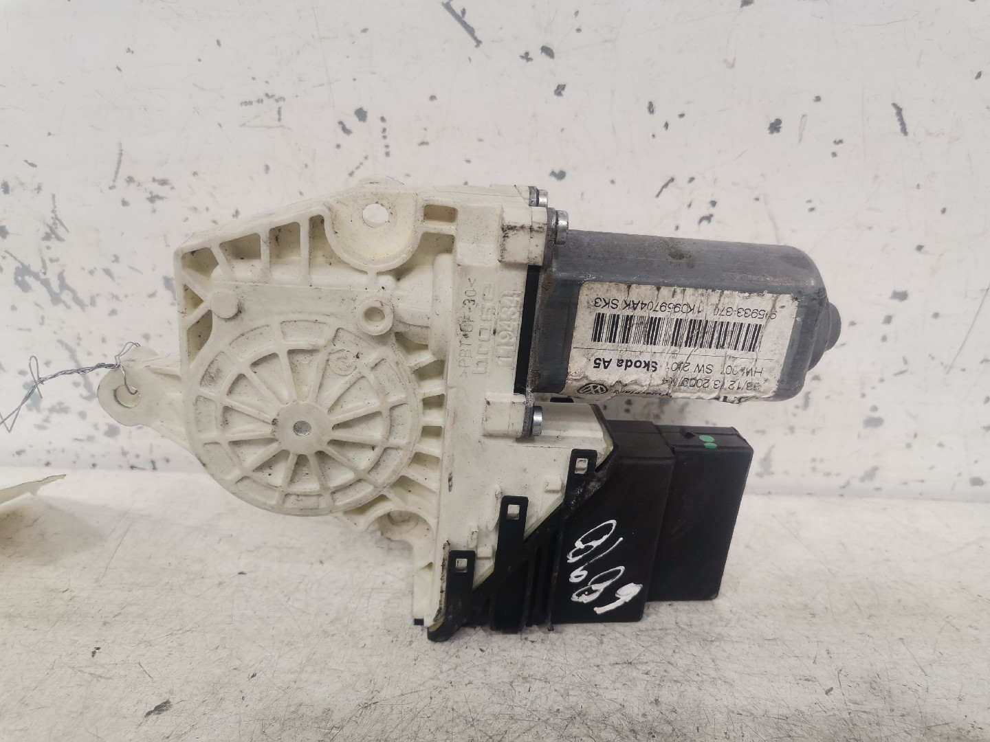 Motor Elevador Vidro Tras Direito SKODA OCTAVIA II (1Z3) | 04 - 13