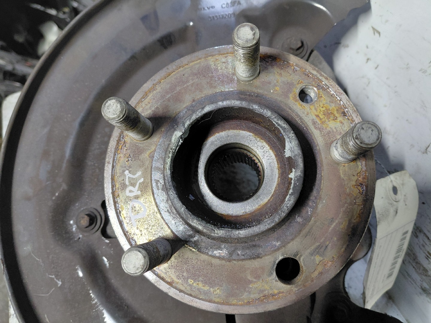 Manga de Eixo Frente Lado Direito VOLVO V40 Hatchback (525, 526) | 12 -  Imagem-1