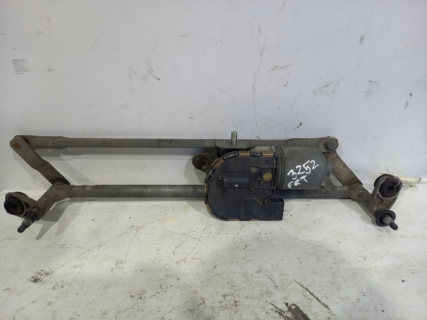 Motor Limpa-Vidros Frente VOLKSWAGEN GOLF V (1K1) | 03 - 09