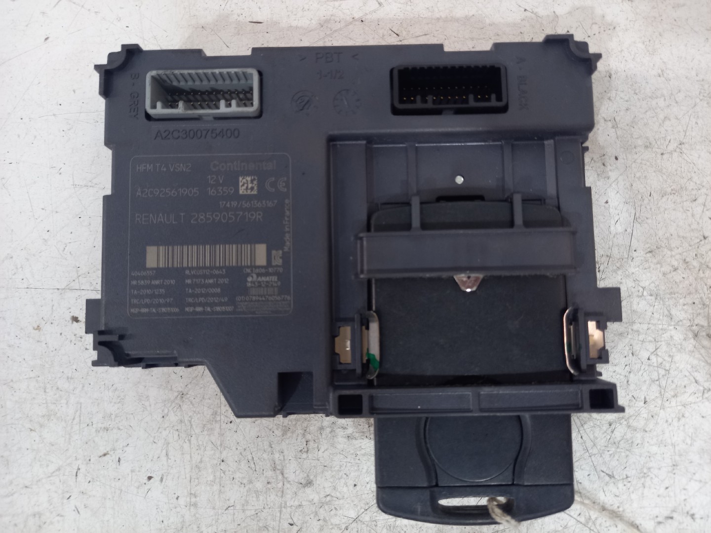 Leitor Chave de ignição RENAULT CAPTUR I (J5_, H5_) | 13 - 