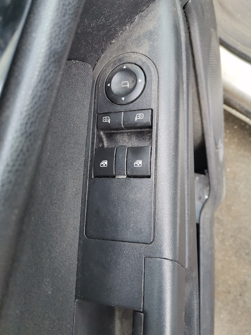 Cierre Puerta Trasera Izq OPEL ASTRA H GTC (A04) | 05 - 10