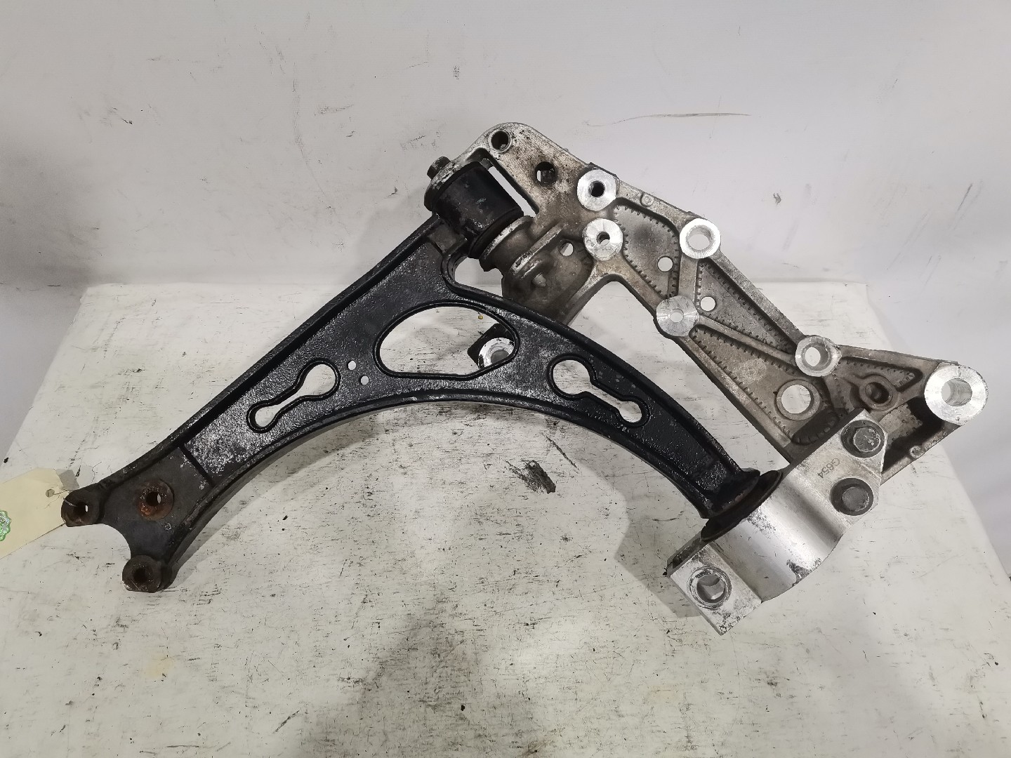 Braço de Suspensão Direito VOLKSWAGEN GOLF V (1K1) | 03 - 09 Imagem-2