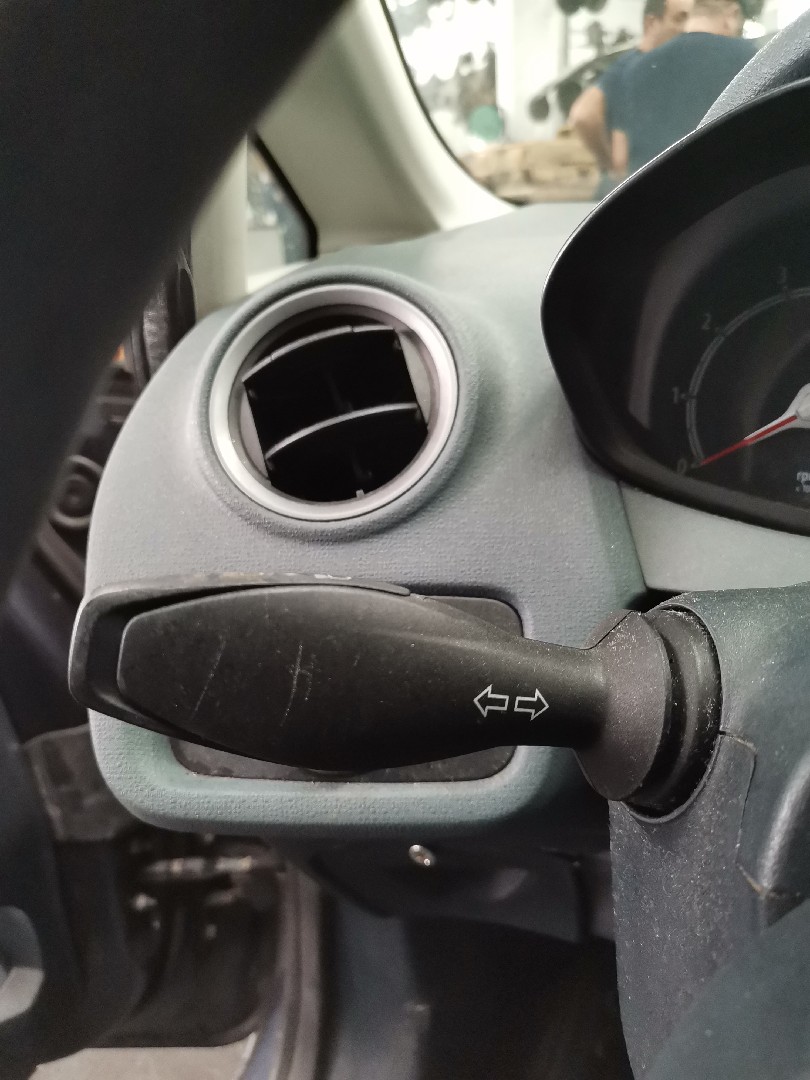 Manete / Manípulo Piscas FORD FIESTA VI (CB1, CCN) | 08 -  Imagem-1