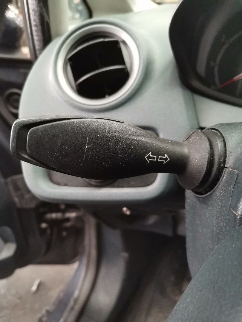 Manete / Manípulo Piscas FORD FIESTA VI (CB1, CCN) | 08 - 