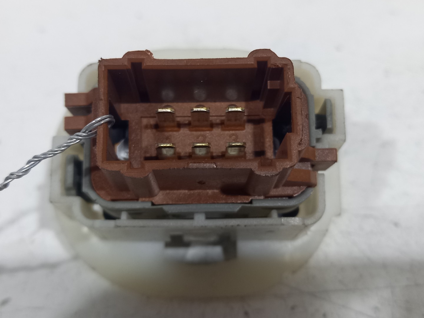 Botão / Interruptor Vidro Frente Direito RENAULT CLIO III (BR0/1, CR0/1) | 05 -  Imagem-1