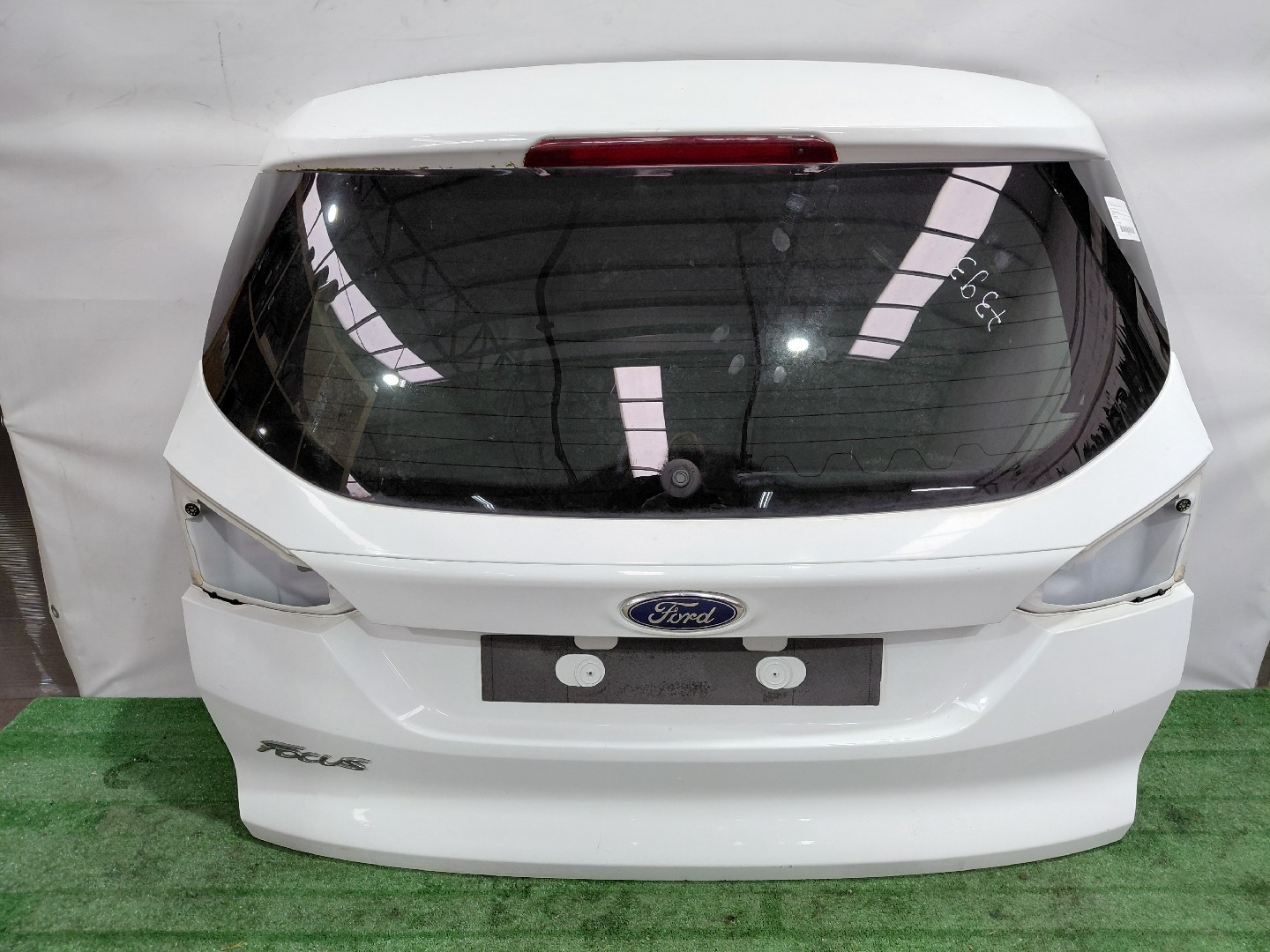 Tampa da Mala FORD FOCUS III Turnier | 10 - 