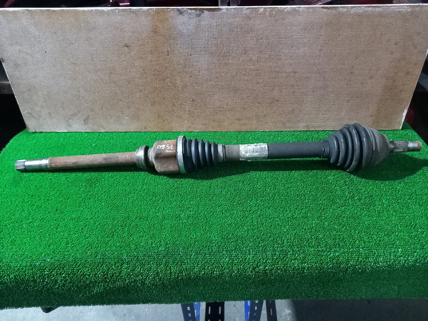 Transmissão Frente lado direito PEUGEOT 208 I (CA_, CC_) | 12 - 