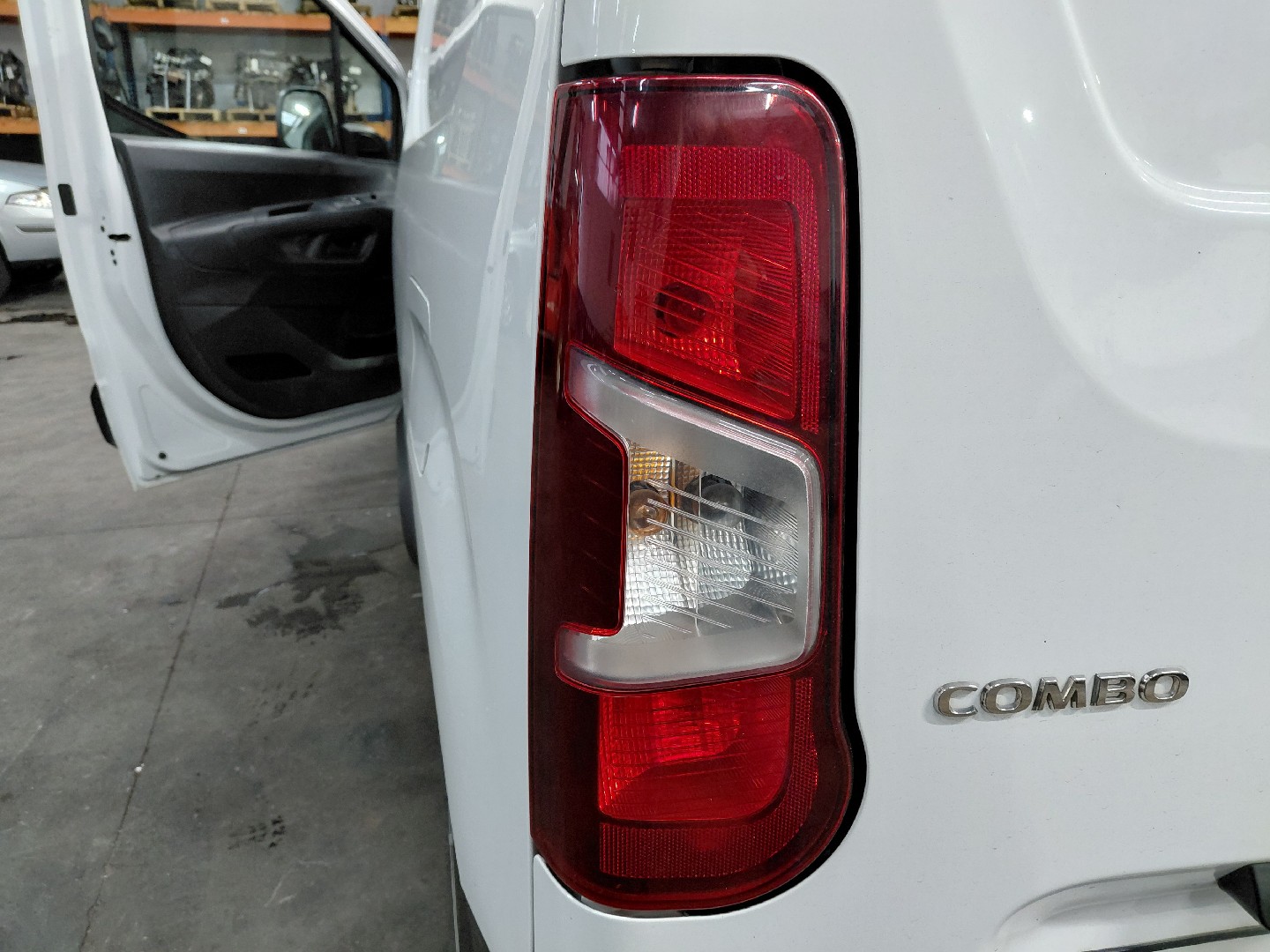 Left Tail Light  OPEL COMBO CX/MONOVOLUME (K9) 18-